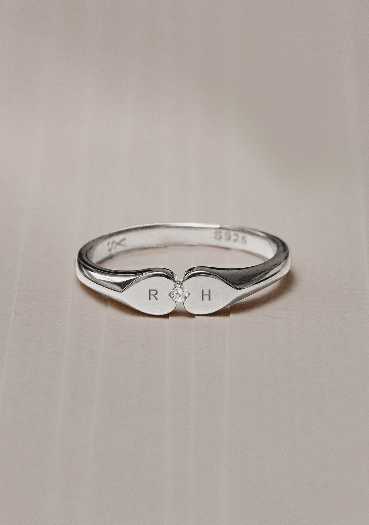 Heart Connection Signet Ring - Silver