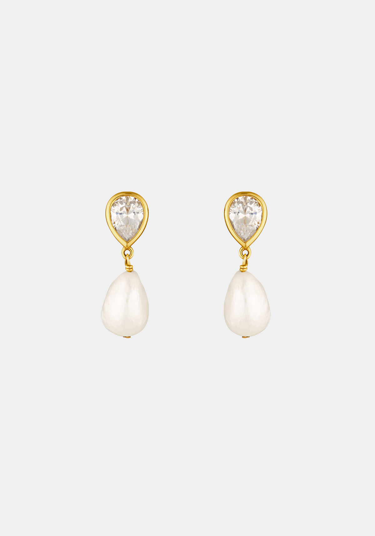 Eros Pear & Pearl Earrings - Gold
