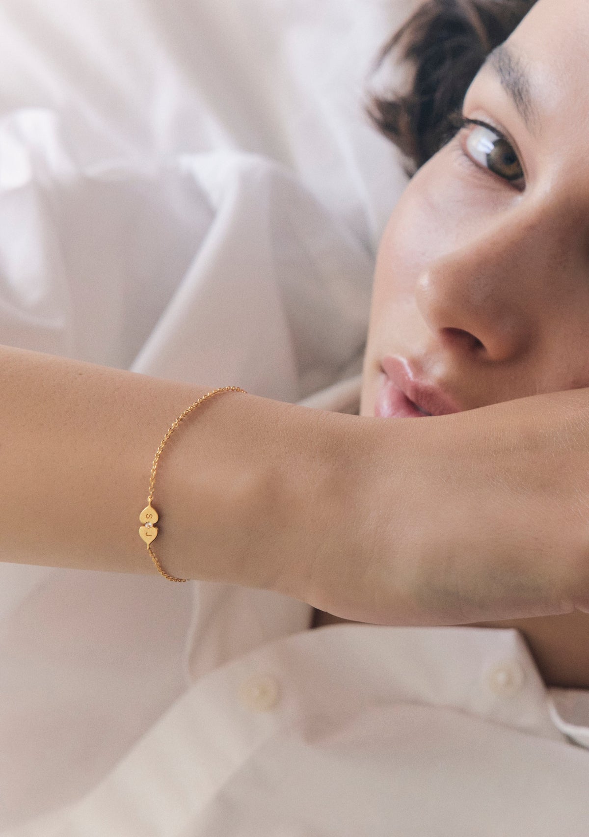 Heart Connection Bracelet - Gold