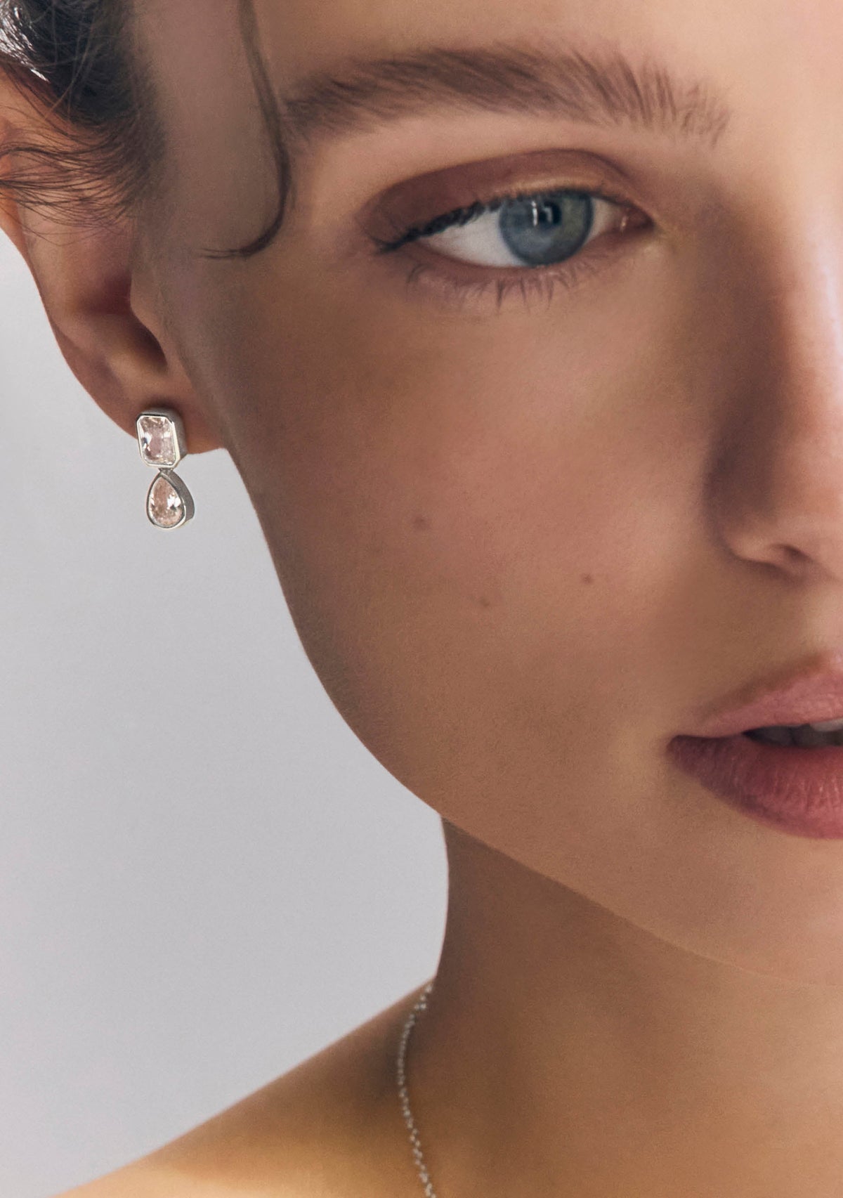 Lineaire Drop Earrings - Silver