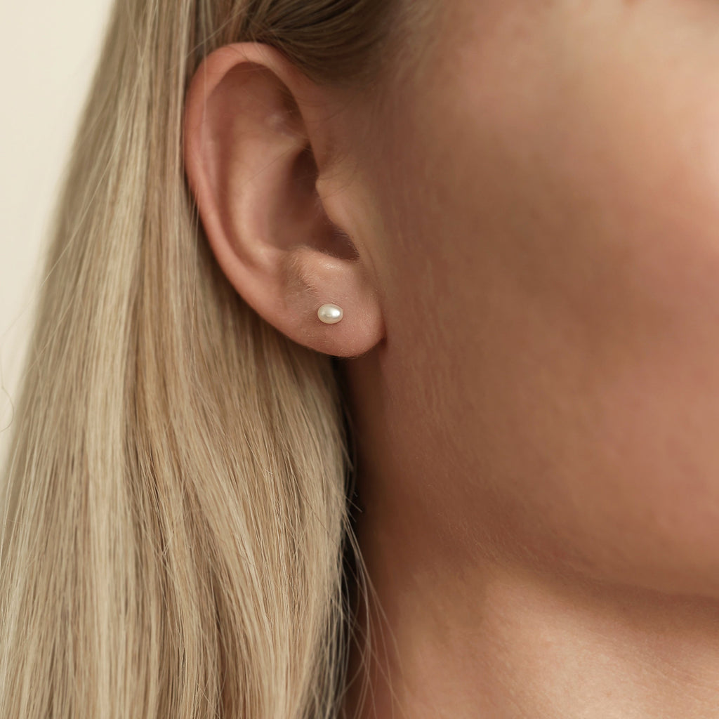 Mini Pearl Studs - Silver