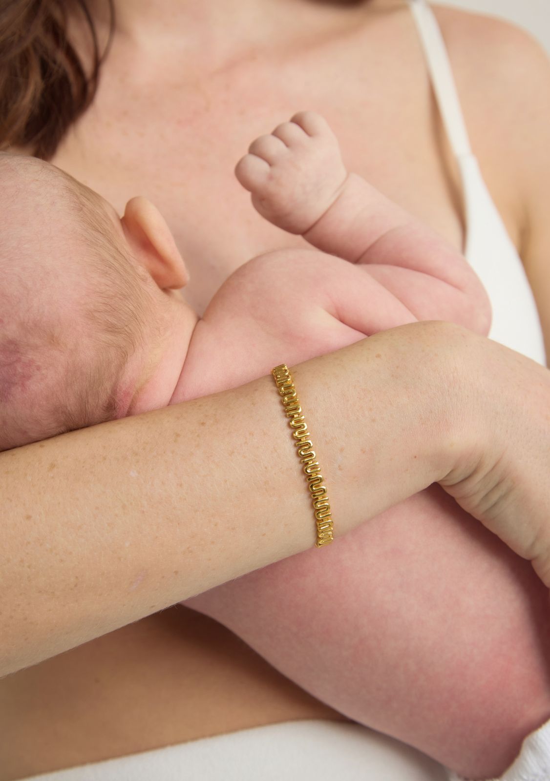 MUM Bracelet - Gold