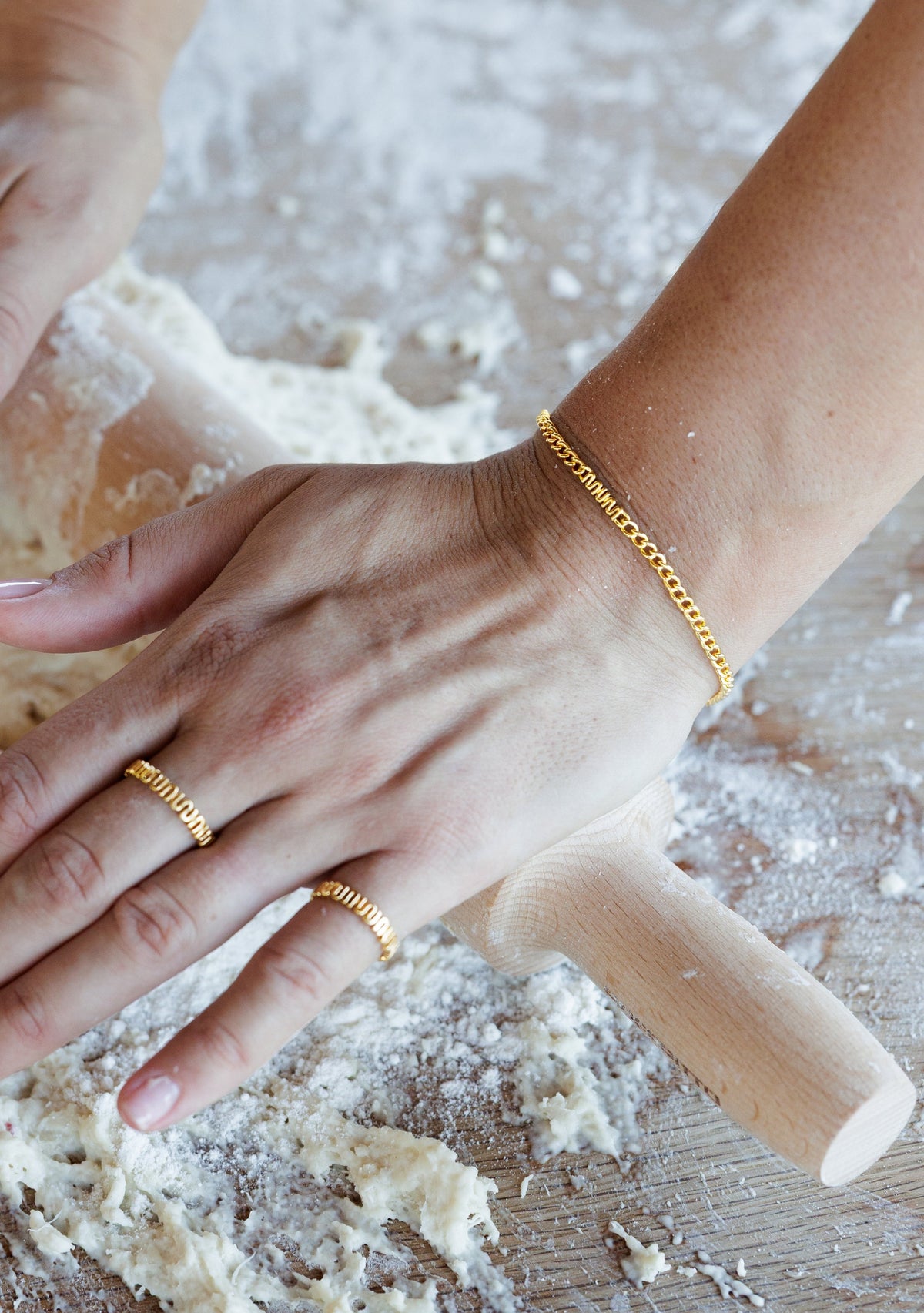 MUM Chain Bracelet - Gold