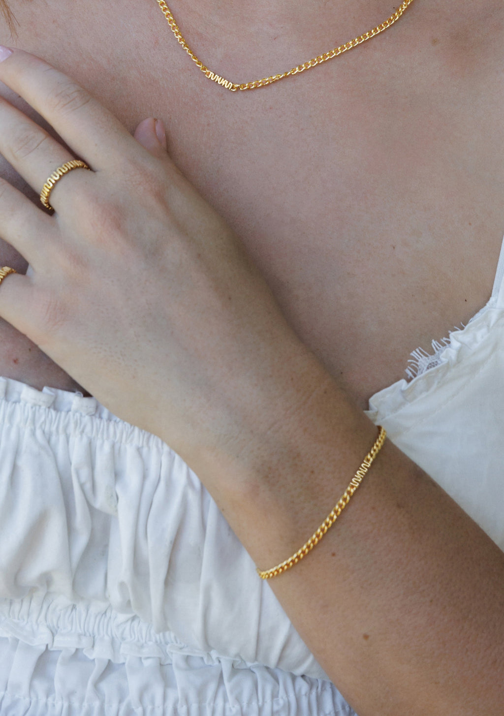 MUM Chain Bracelet - Gold
