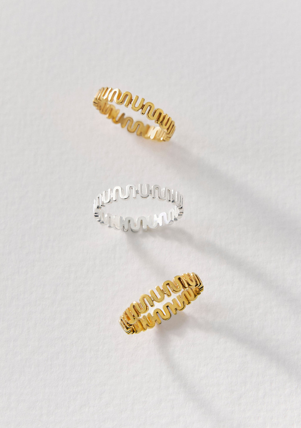 MUM Ring - Gold
