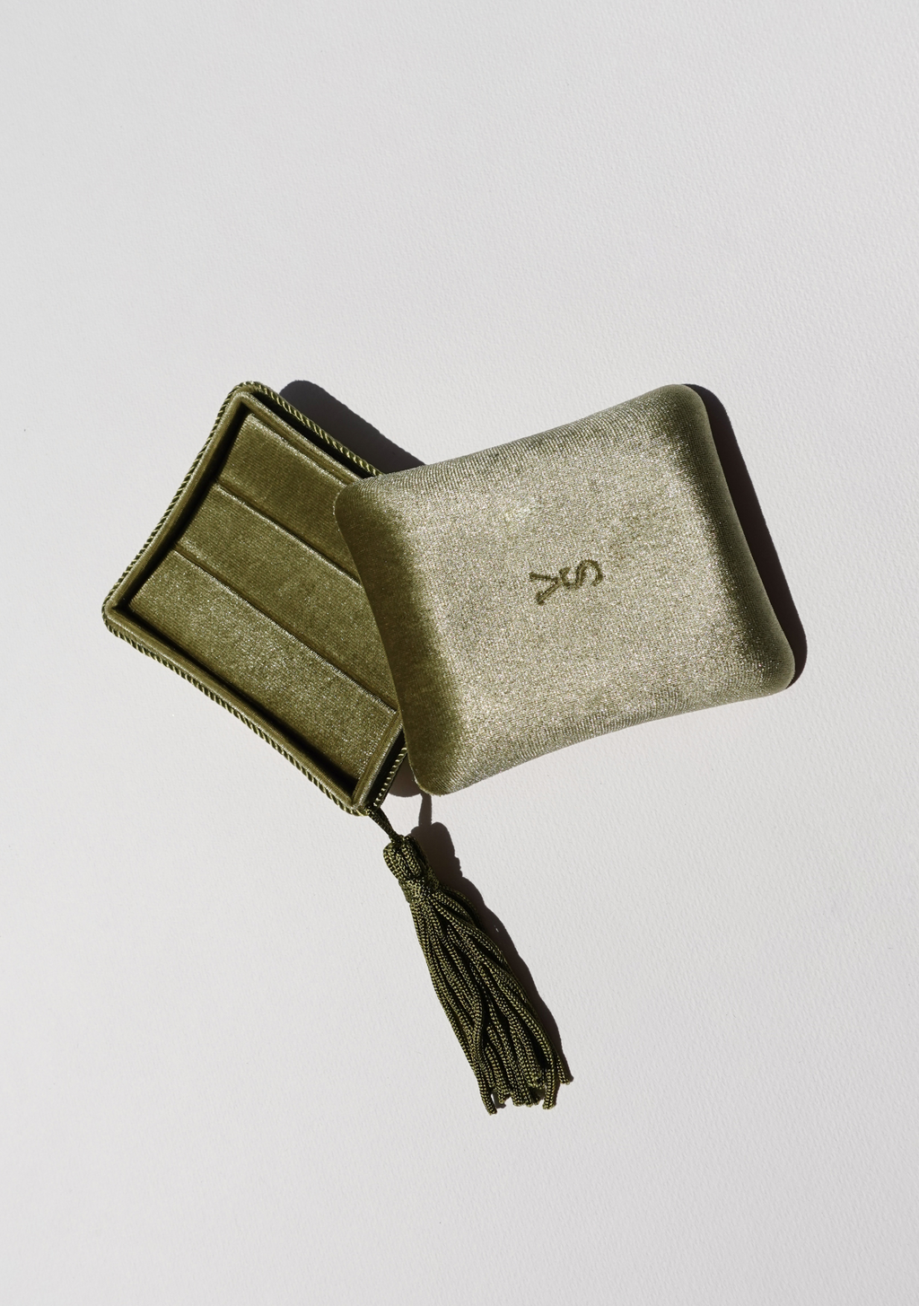 Velvet Jewellery Box - Pistachio