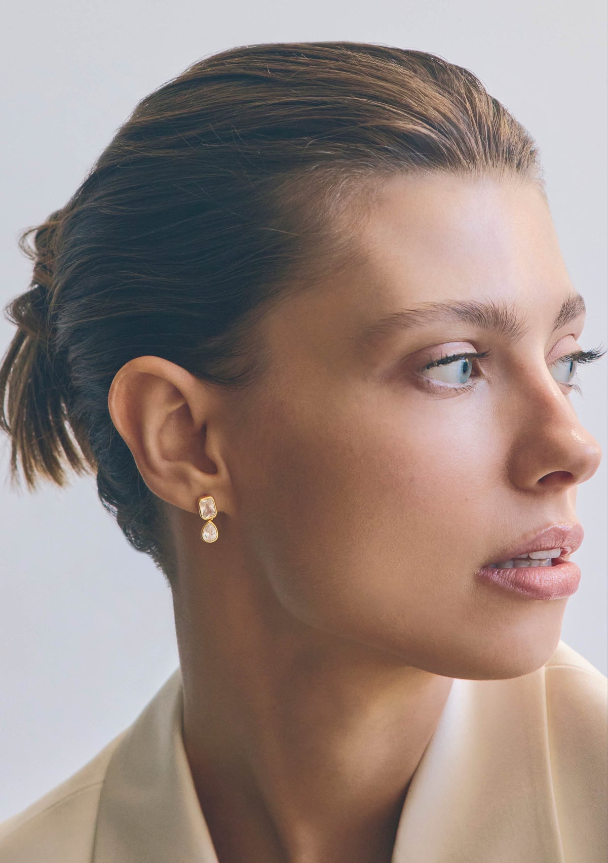 Lineaire Drop Earrings - Gold